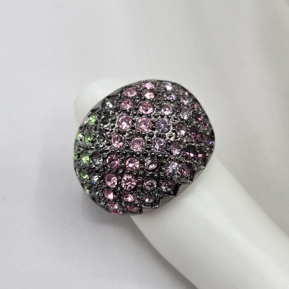 Swarovski Crystal Elements Gunmetal Statement Ring Pink Green Size 7 Prom - Picture 2 of 10